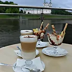 The Boat - Hostel&chill Ostello Cracovia
