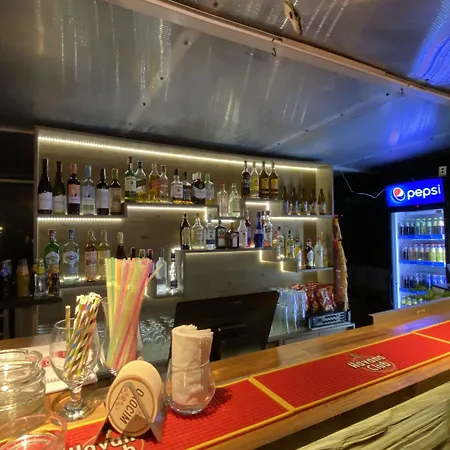 The Boat - Hostel&chill Ostello