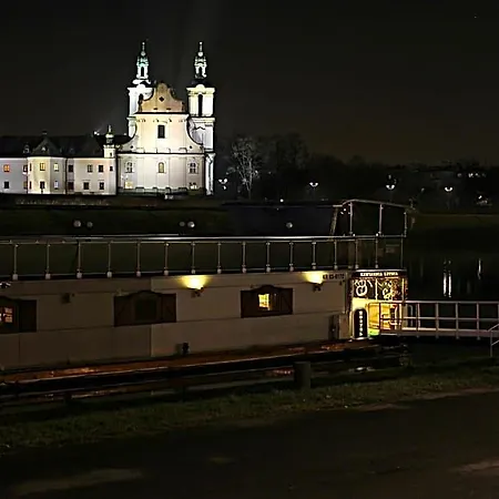 Hostel The Boat - Hostel&chill *