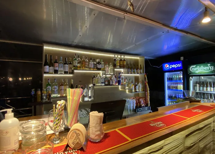 The Boat - Hostel&chill Хостел