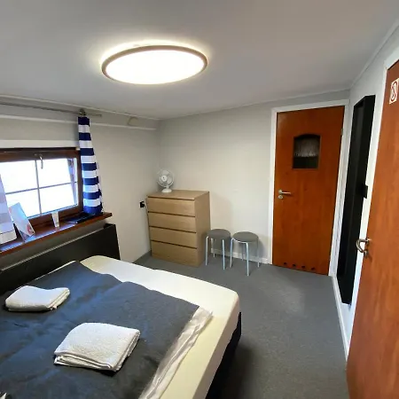 The Boat - Hostel&chill *